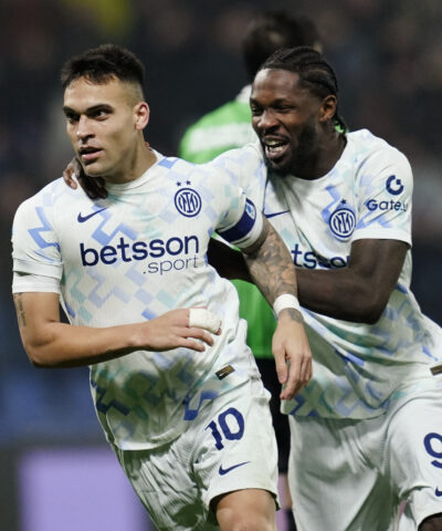 Ο Λαουτάρο Μαρτίνες