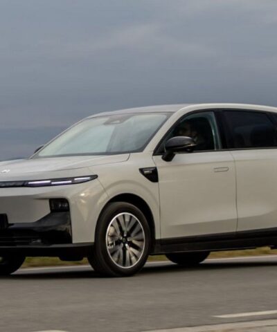 leapmotor-b10-hybrid-ev