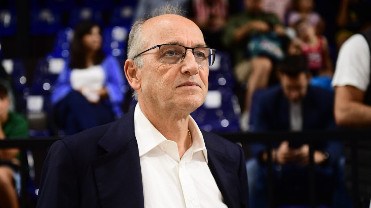 Ο Βαγγέλης Λιόλιος στο Super Cup του μπάσκετ (KLODIAN LATO