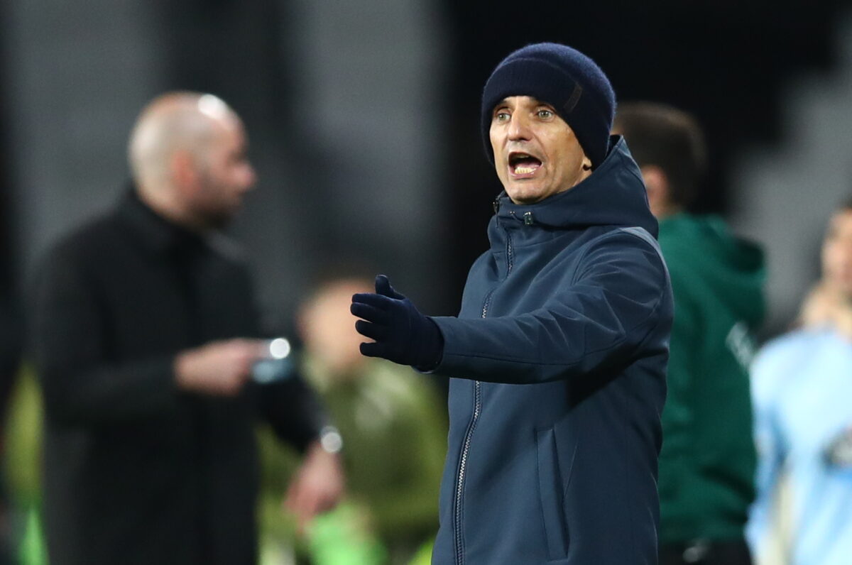 Ομιλία Λουτσέσκου στα αποδυτήρια του ΠΑΟΚ: «Είμαι περήφανος για την ομάδα μου»