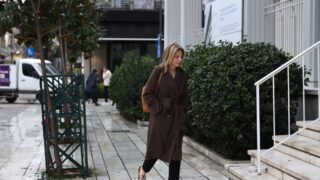 Η Μαρία Καρυστιανού στα δικαστήρια της Λάρισας