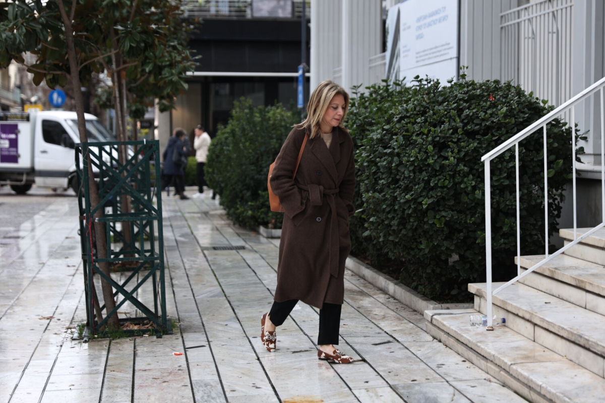 Η Μαρία Καρυστιανού στα δικαστήρια της Λάρισας