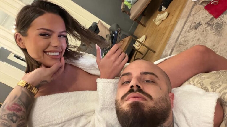 Η Μαριγκόνα είναι full in love με τον σύντροφό της μετά την επανασύνδεση: Οι πόζες στην αγκαλιά του Νίκου της