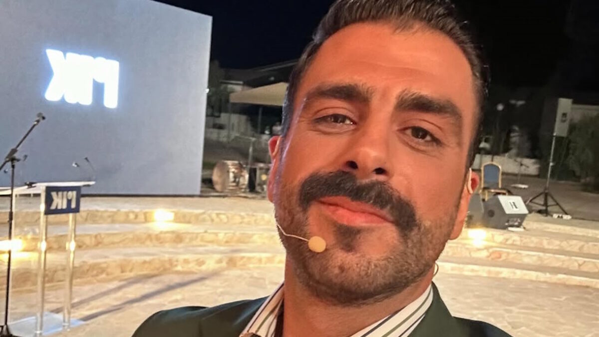 Μαρίνος Κόνσολος