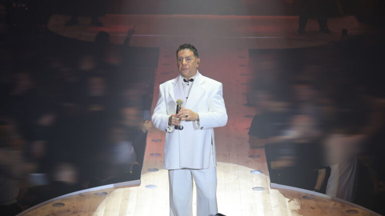 Ο Γιώργος Μαζωνάκης