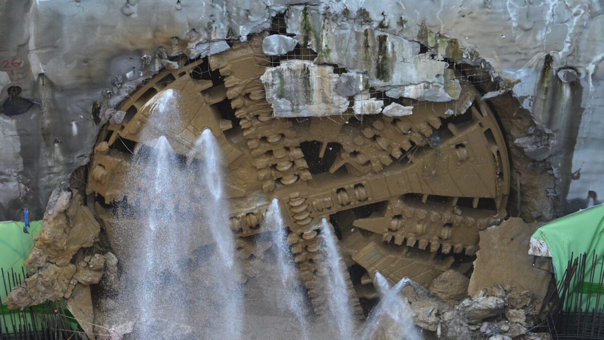 Ο μετροπόντικας έφτασε στον Ευαγγελισμό