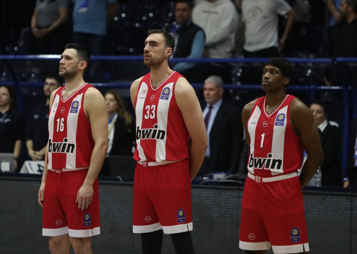 Ο Μιλουτίνοφ