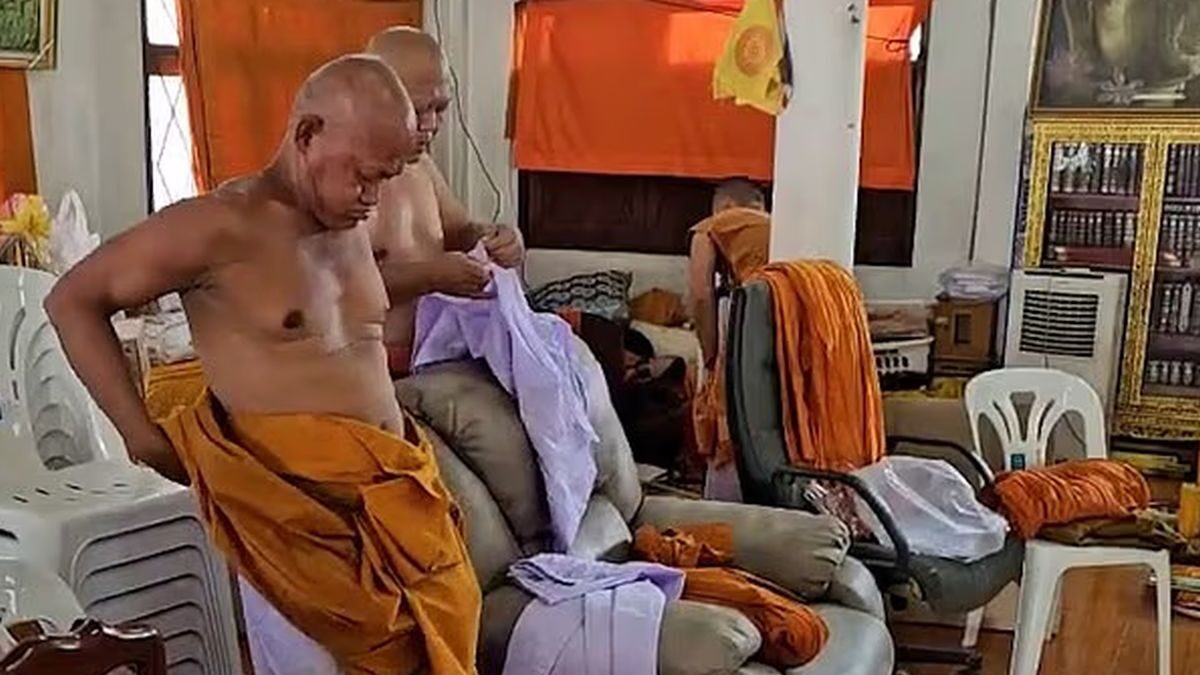 Συνελήφθησαν μοναχοί με πορνό, ερωτικά βοηθήματα και ναρκωτικά στην Ταϊλάνδη