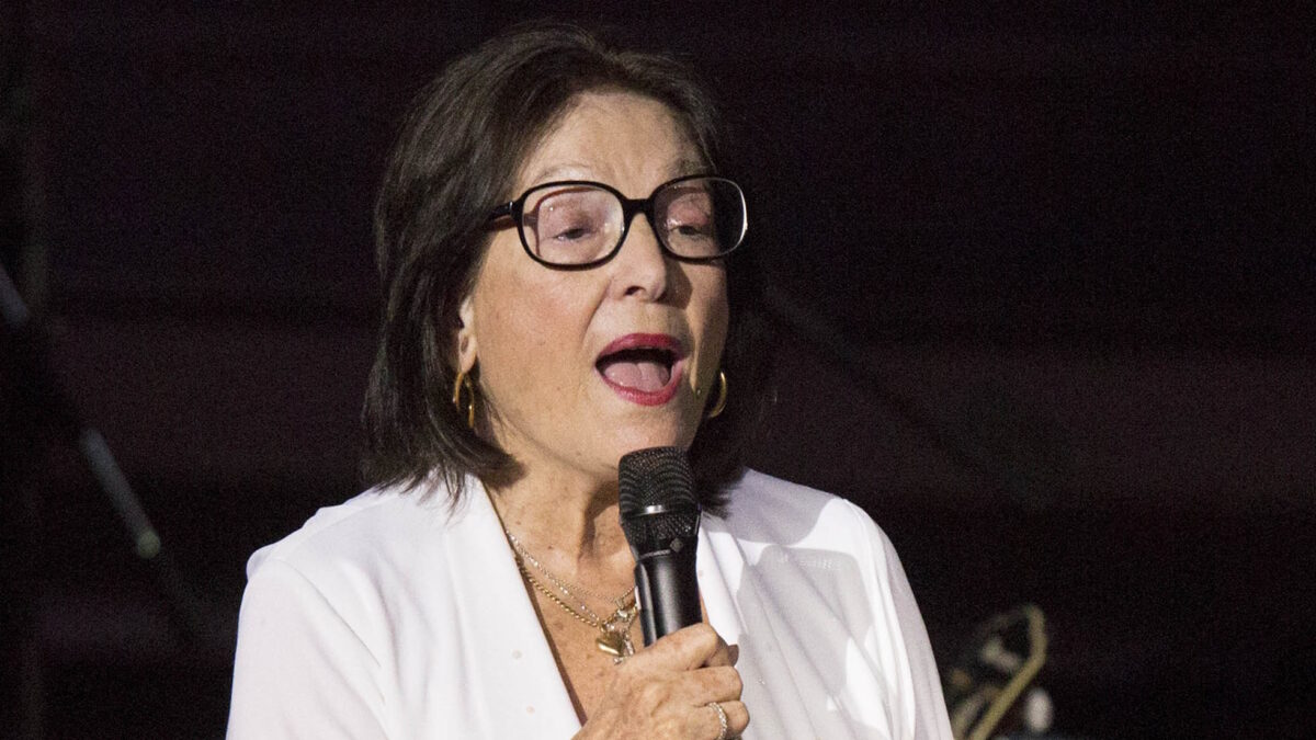 Νάνα Μούσχουρη