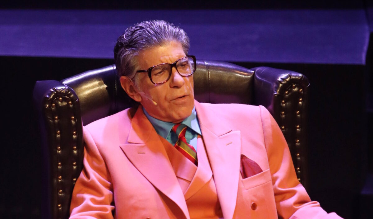 Γιάννης Μπέζος