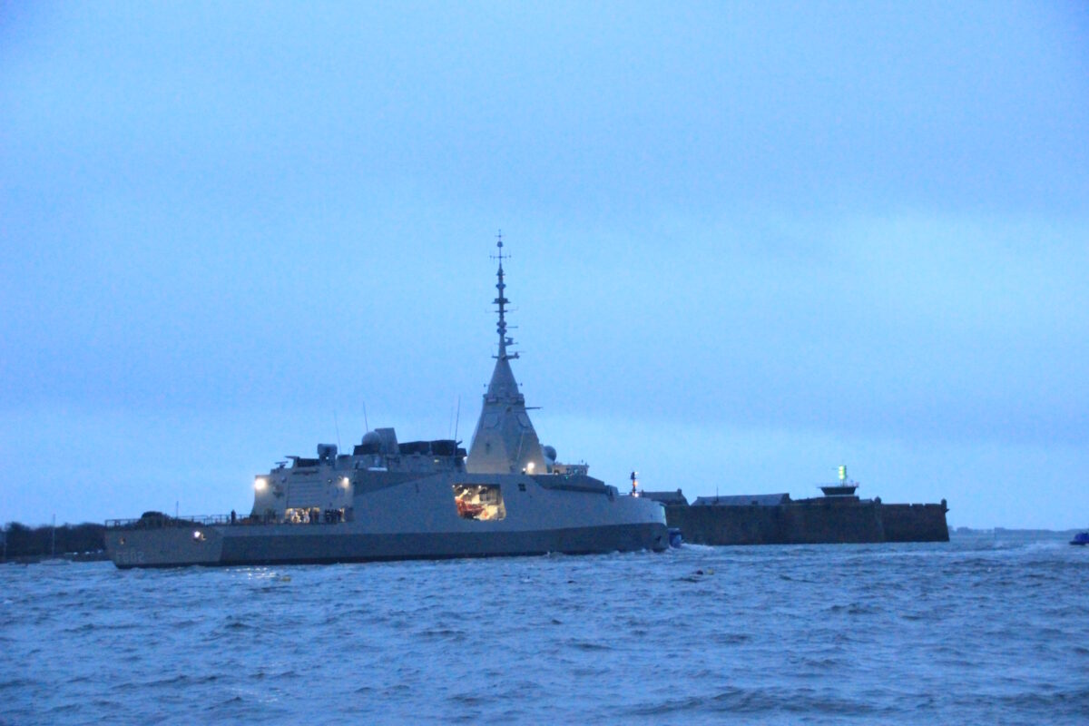 Η φρεγάτα «Νέαρχος»