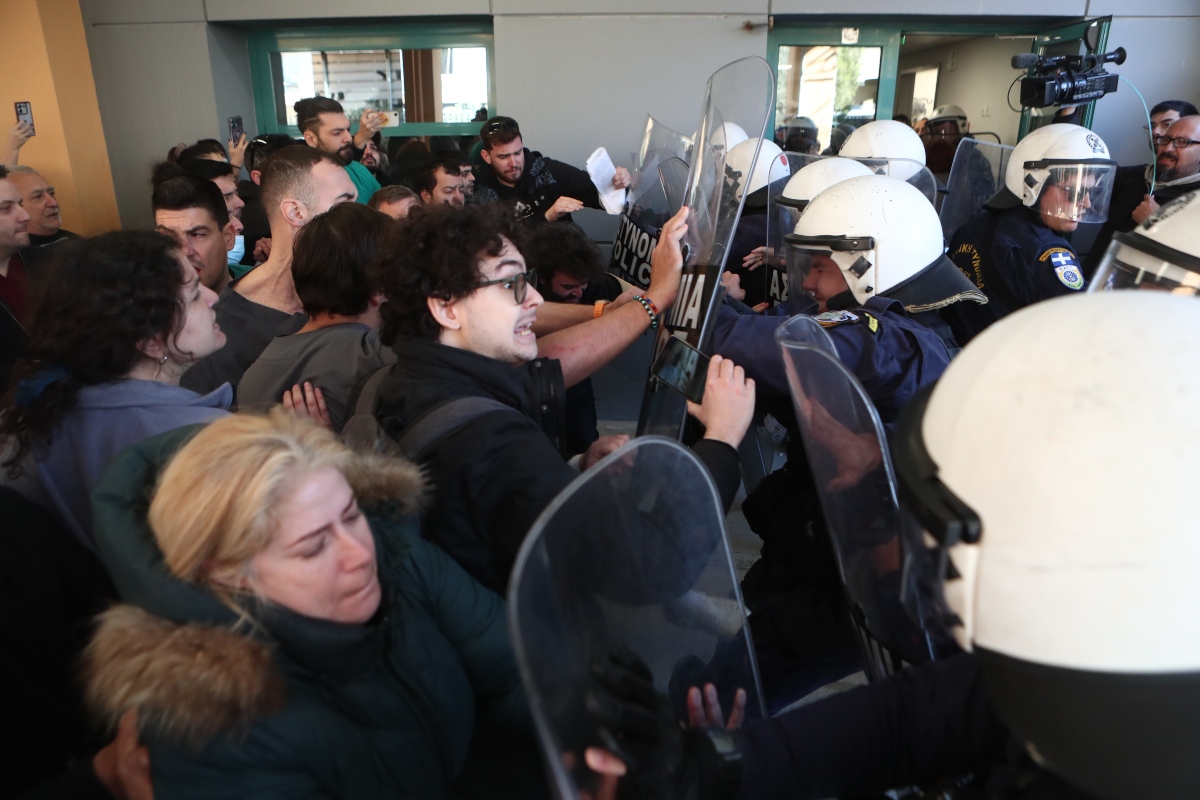 Νικαια επεισόδια