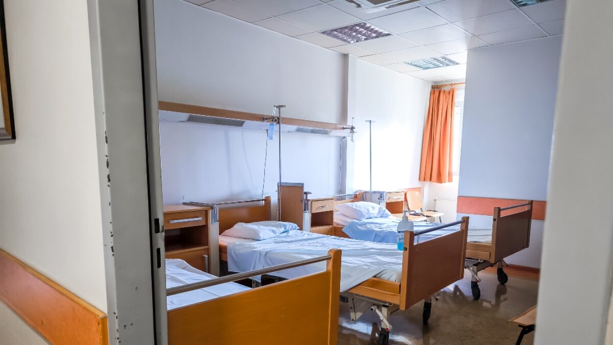 Θάλαμος νοσοκομείου