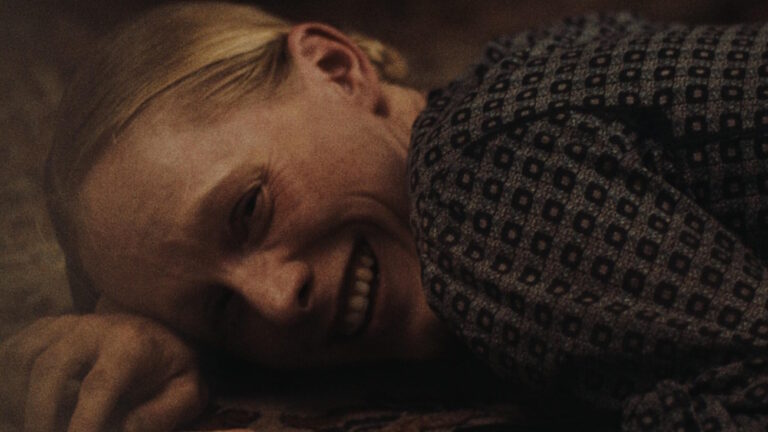 Σκηνή από την ταινία «Ο ήχος της πτώσης»