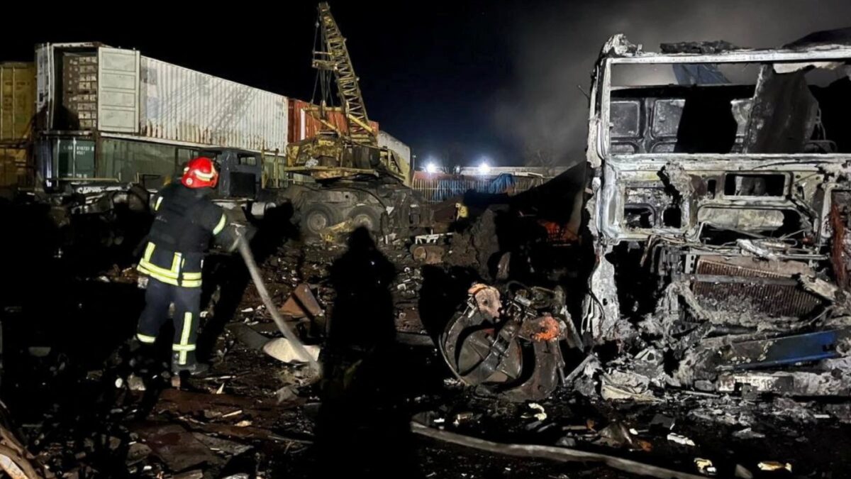 Η πυροσβεστική στις εκρήξεις στην Οδησσό