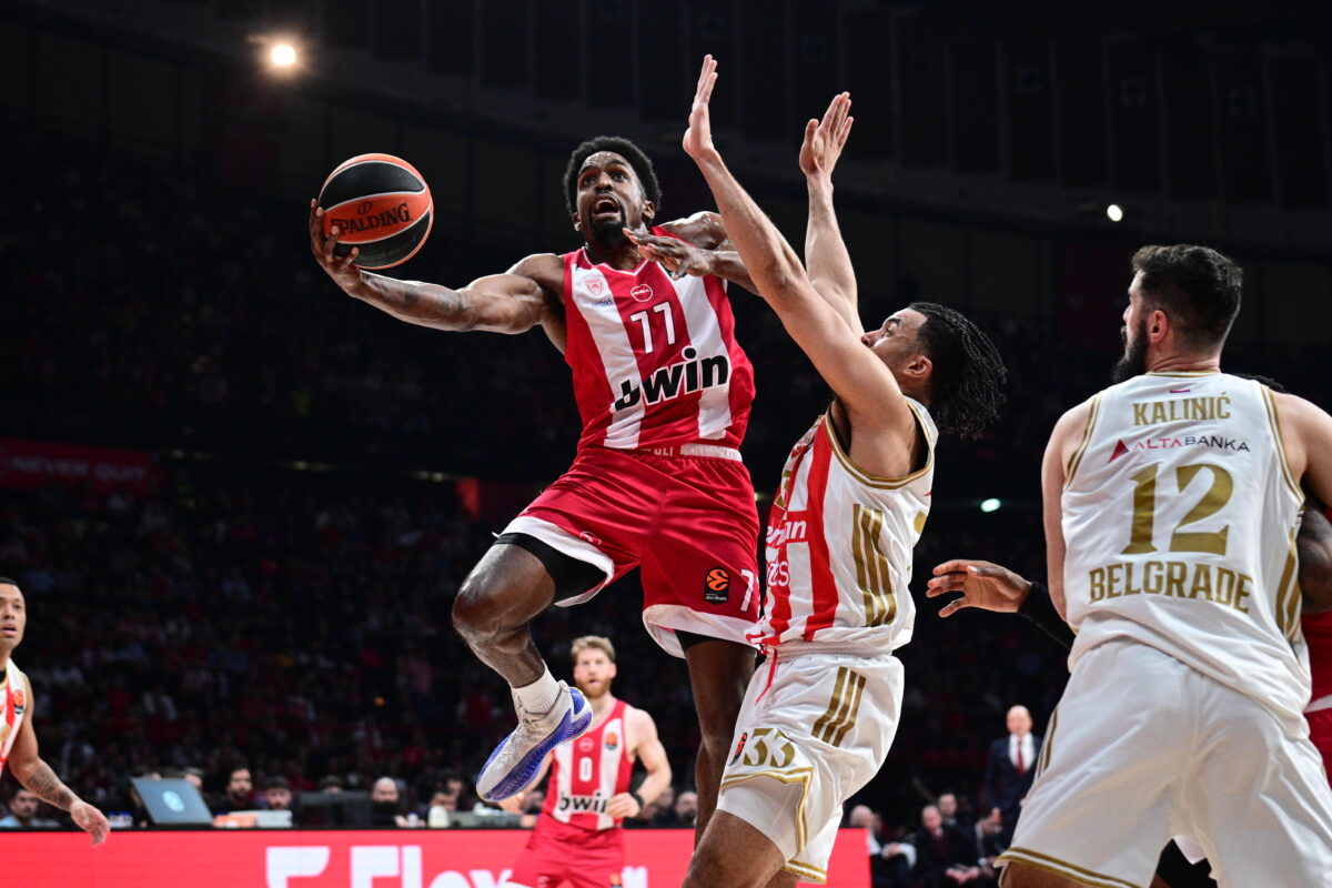 Ο Σακίλ ΜακΚίσικ στο Ολυμπιακός - Ερυθρός Αστέρας