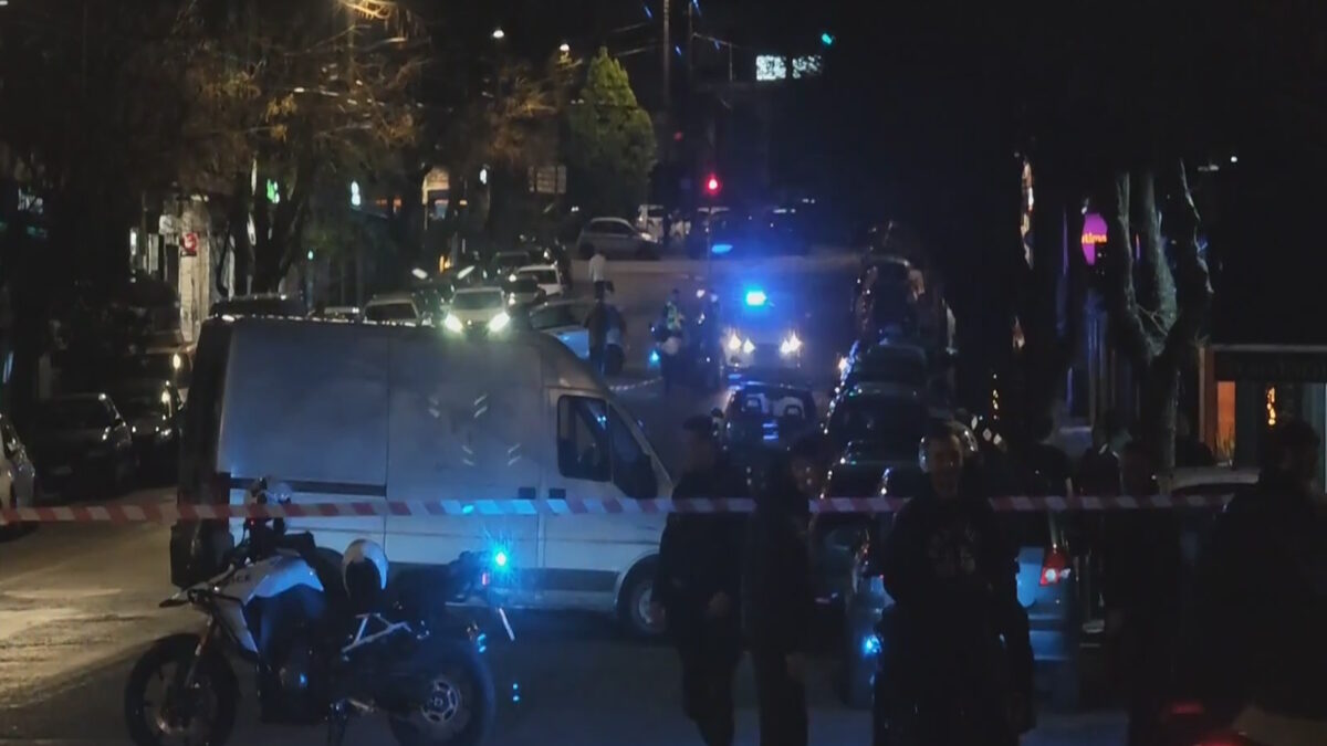 Συναγερμός στο Παγκράτι για ύποπτο αντικείμενο έξω από τράπεζα