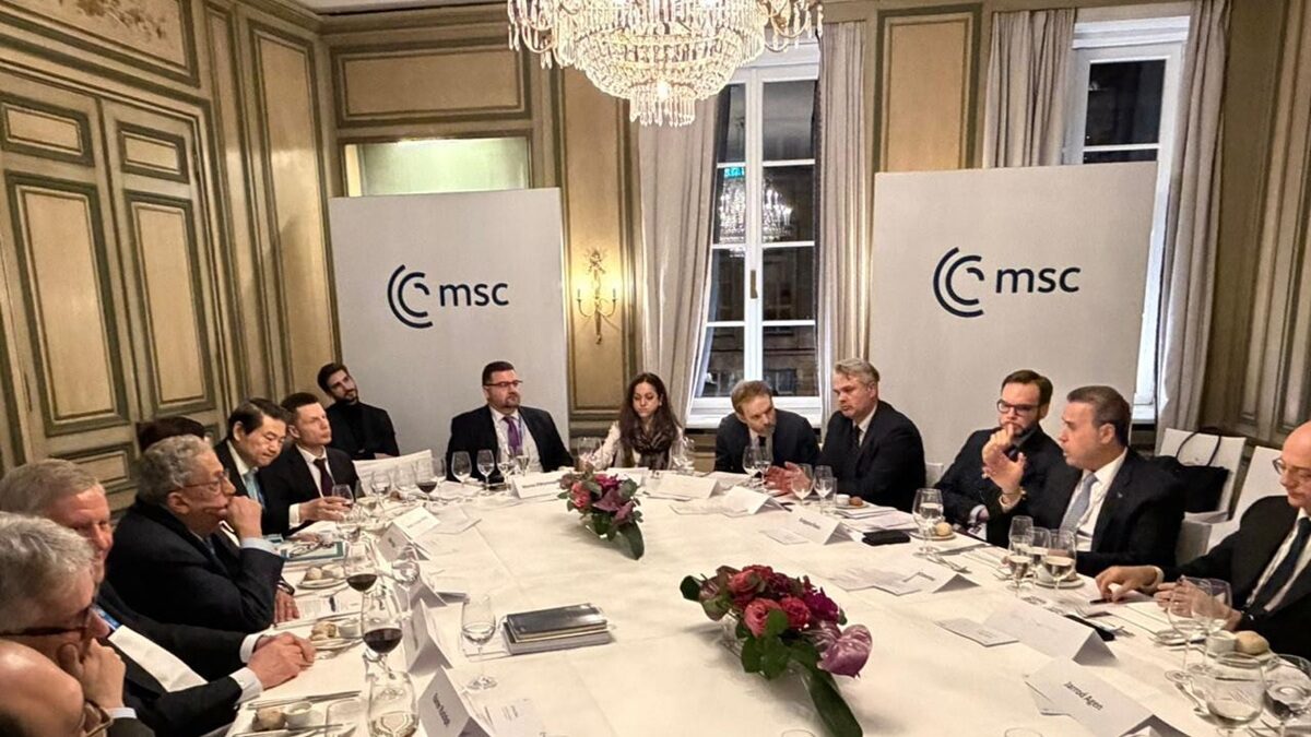 Ο υπουργός του ΥΠΕΝ, Σταύρος Παπασταύρου στη Διάσκεψη Ασφαλείας του Μονάχου