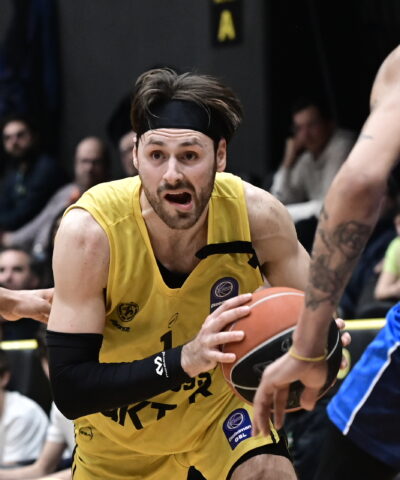 Ο Τζορτζ Πάπας