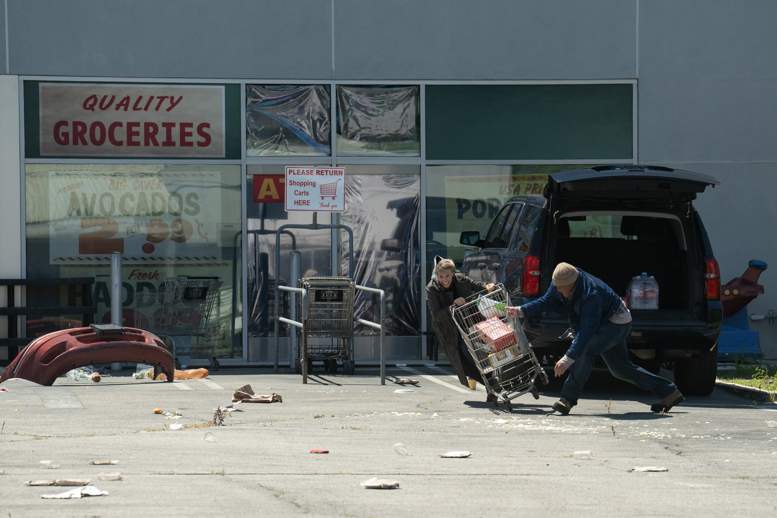 PARADISE - “Graceland” - Annie is a tour guide in Memphis, Tennessee, when the world ends. Her survival in the ensuing years after The Day is revealed as well as her encounter with a traveling group of survivors. (Disney