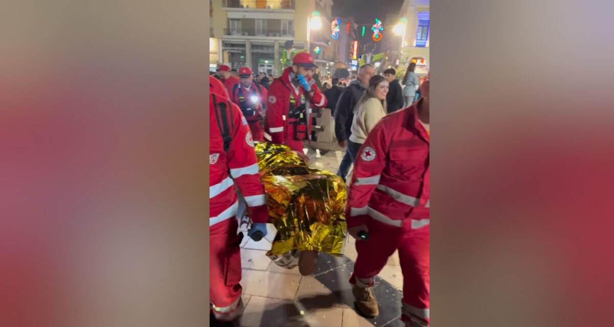 Εθελοντές του Ερυθρού Σταυρού