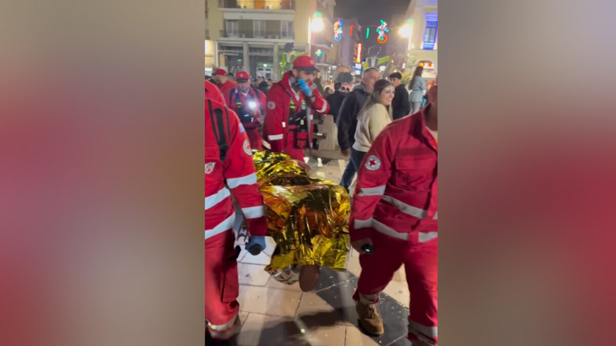 Εθελοντές του Ερυθρού Σταυρού