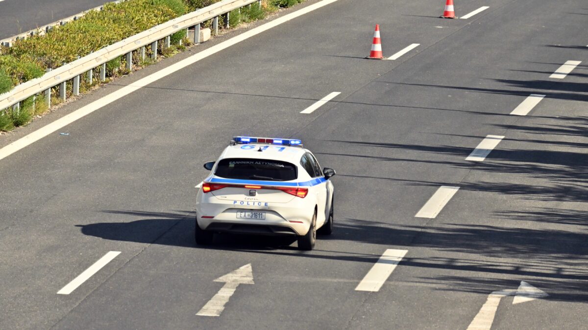 Αποκλεισμός και στα δύο ρεύματα της Εθνικής Οδού Κορίνθου - Τρίπολης από αγρότες και κτηνοτρόφους, στο ύψος της Αρχαίας Νεμέας, Παρασκευή 9 Ιανουαρίου 2026.