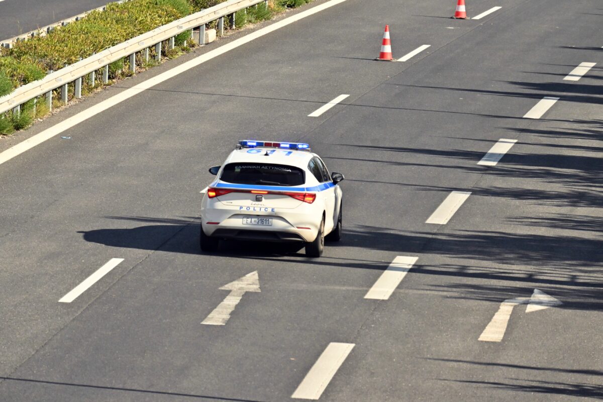 Αποκλεισμός και στα δύο ρεύματα της Εθνικής Οδού Κορίνθου - Τρίπολης από αγρότες και κτηνοτρόφους, στο ύψος της Αρχαίας Νεμέας, Παρασκευή 9 Ιανουαρίου 2026.