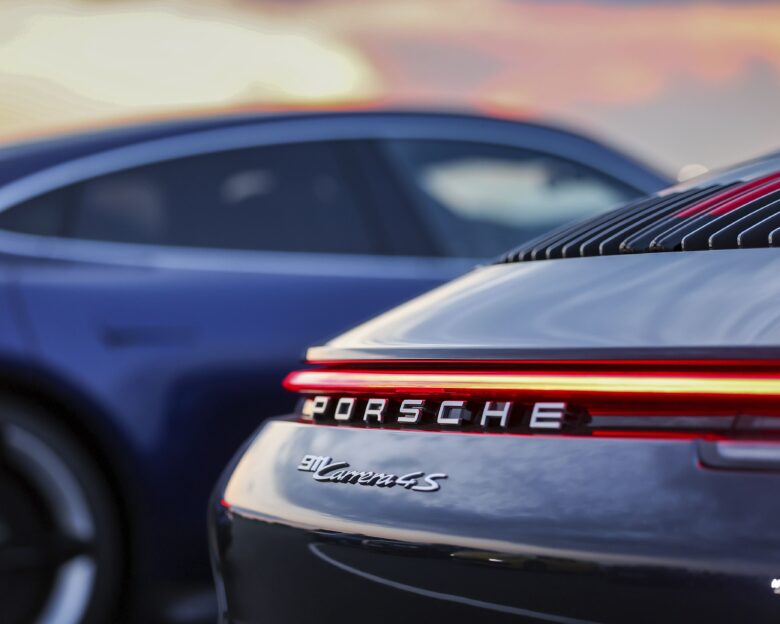 Porsche 911 Carrera