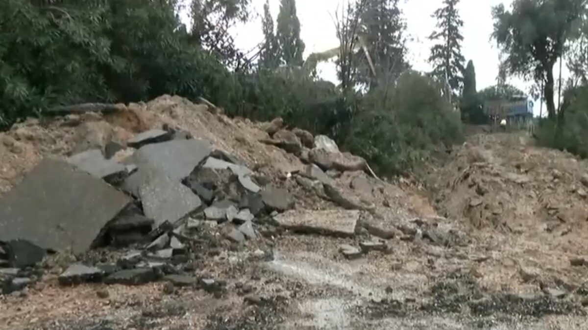 Κατολίσθηση στον Μύτικα Πρέβεζας