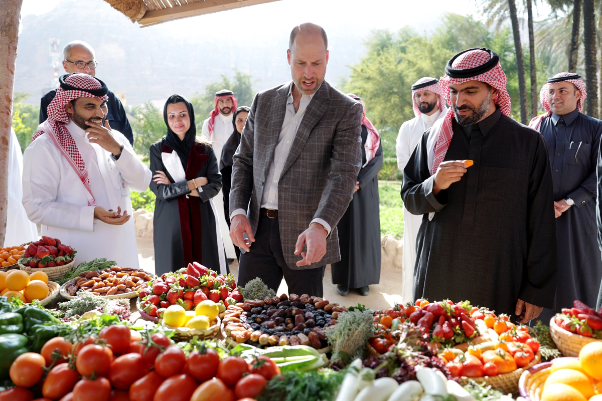 Ο πρίγκιπας Γουίλιαμ στην όαση Αλούλα της Σαουδικής Αραβίας