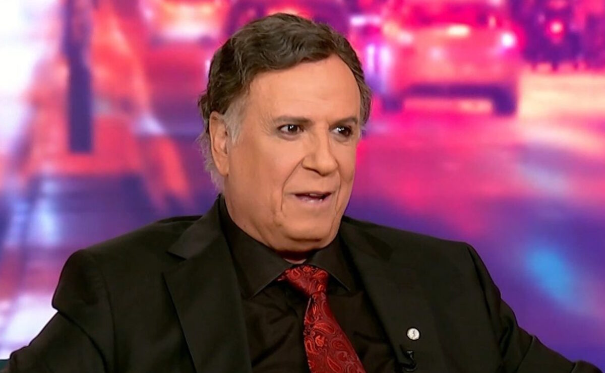 Ο Χάρης Ρώμας κατά τη διάρκεια της συνέντευξης