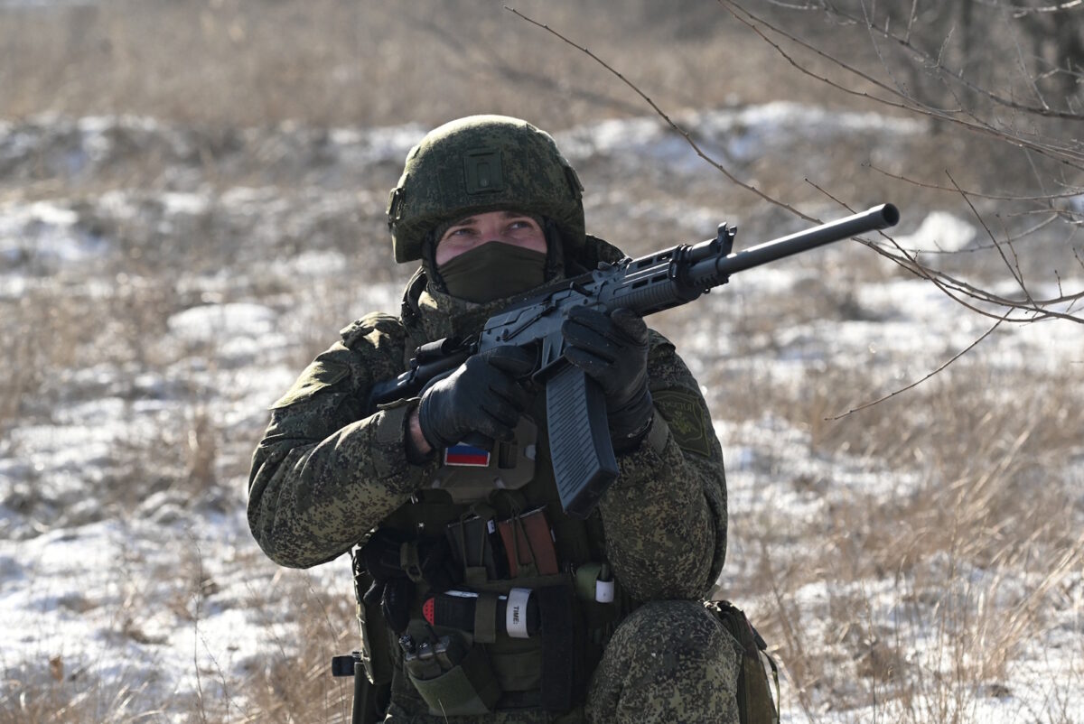 Ρώσος εκπαιδευόμενος στρατιώτης