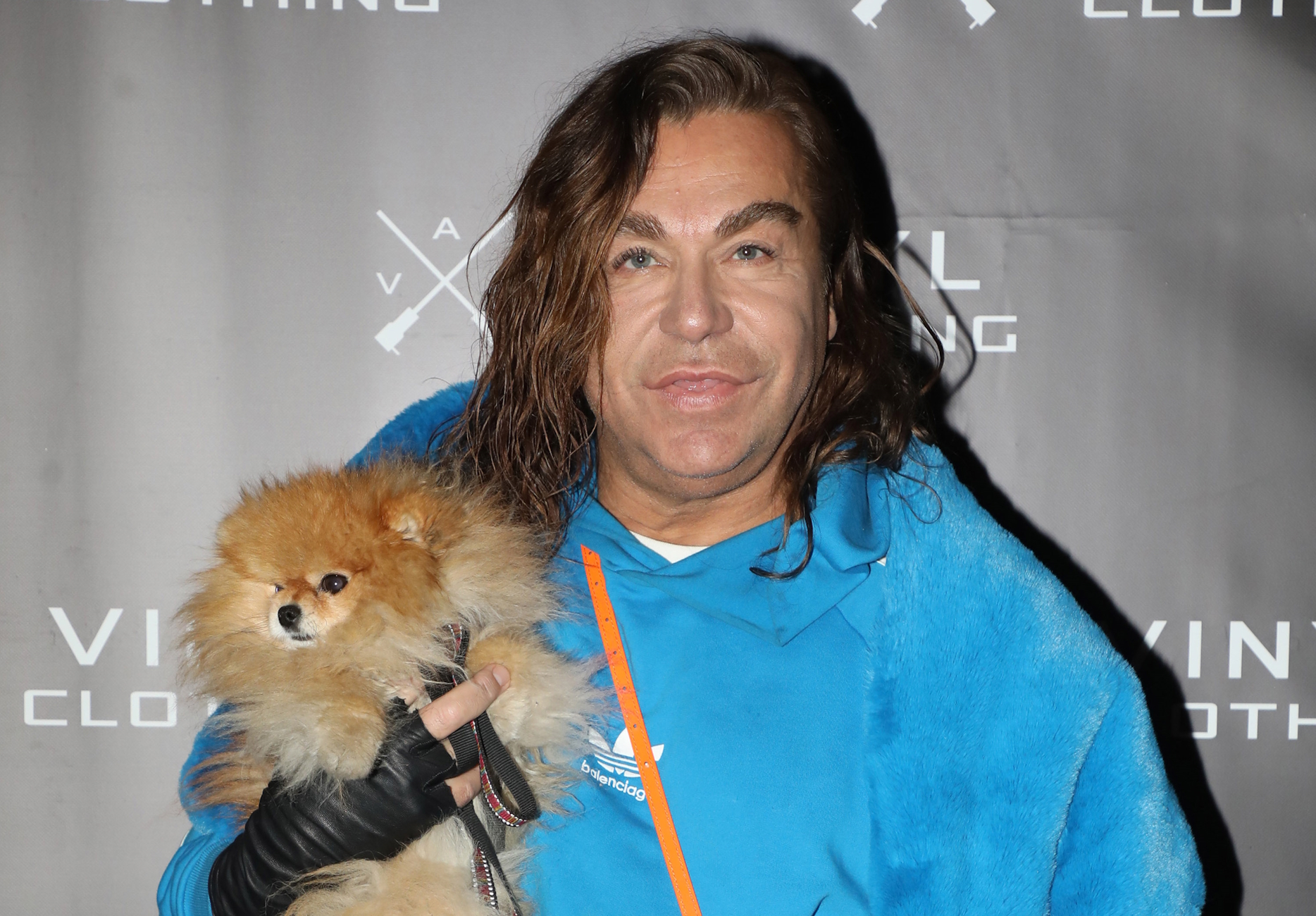 Ο Τρύφωνας Σαμαράς για τον θάνατο της σκυλίτσας του: Κρατούσα το παγωμένο  της κορμάκι αγκαλιά για 20 λεπτά