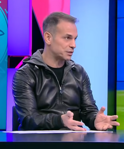 Ο Ντέμης Νικολαΐδης