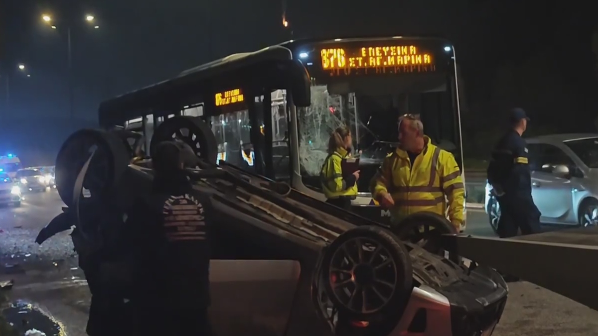 Τροχαίο με έναν σοβαρά τραυματία στον Σκαραμαγκά