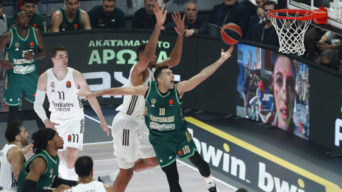 Ο Σλούκας κόντρα στη Ρεάλ Μαδρίτης (ΣΤΕΛΙΟΣ ΣΤΕΦΑΝΟΥ