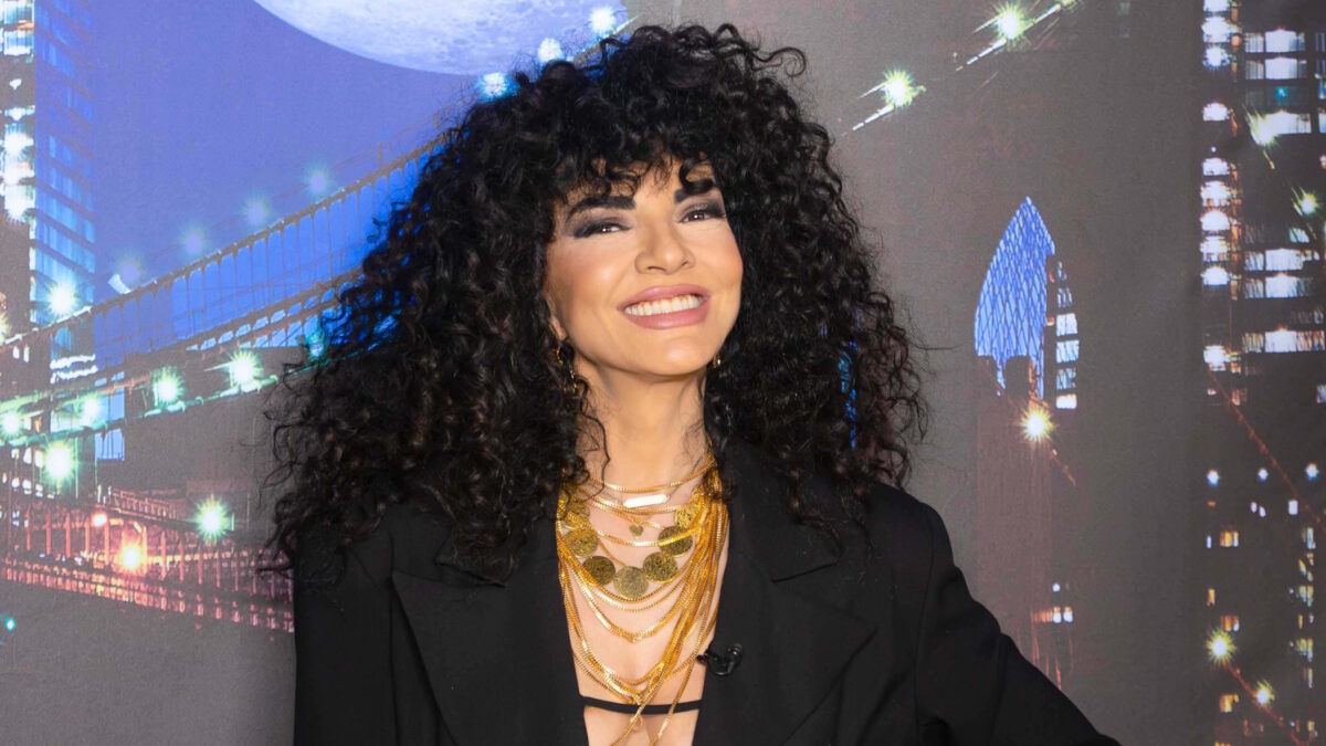 Η Μαρία Σολωμού στο πλατό της εκπομπής «The 2night Show»