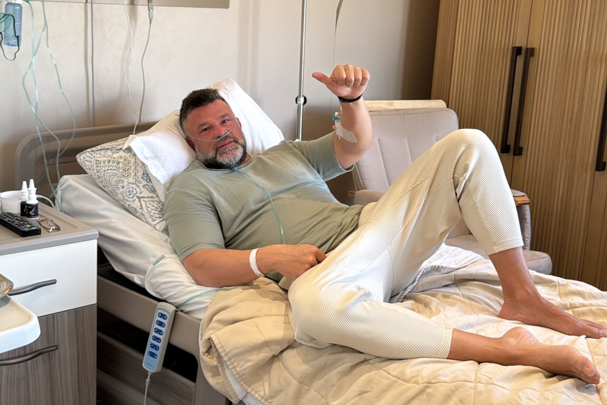 Ο Κώστας Σόμμερ στο νοσοκομείο