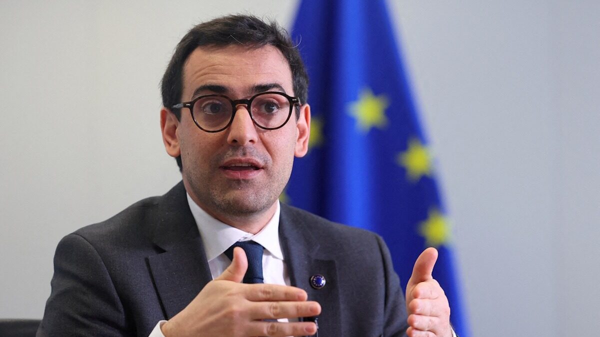 Ο Στεφάν Σεζουρνέ