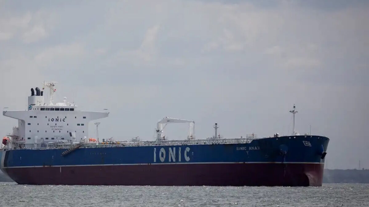 oil tanker