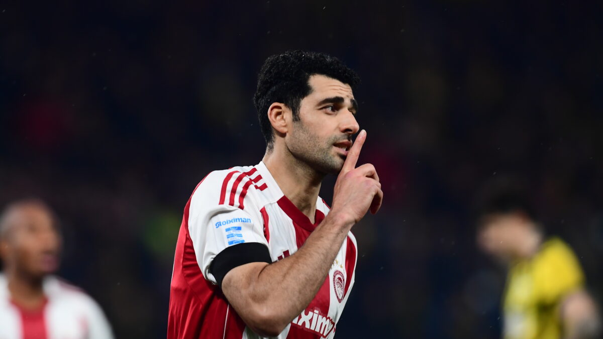 Ο Ταρέμι πανηγυρίζει στην έδρα της ΑΕΚ