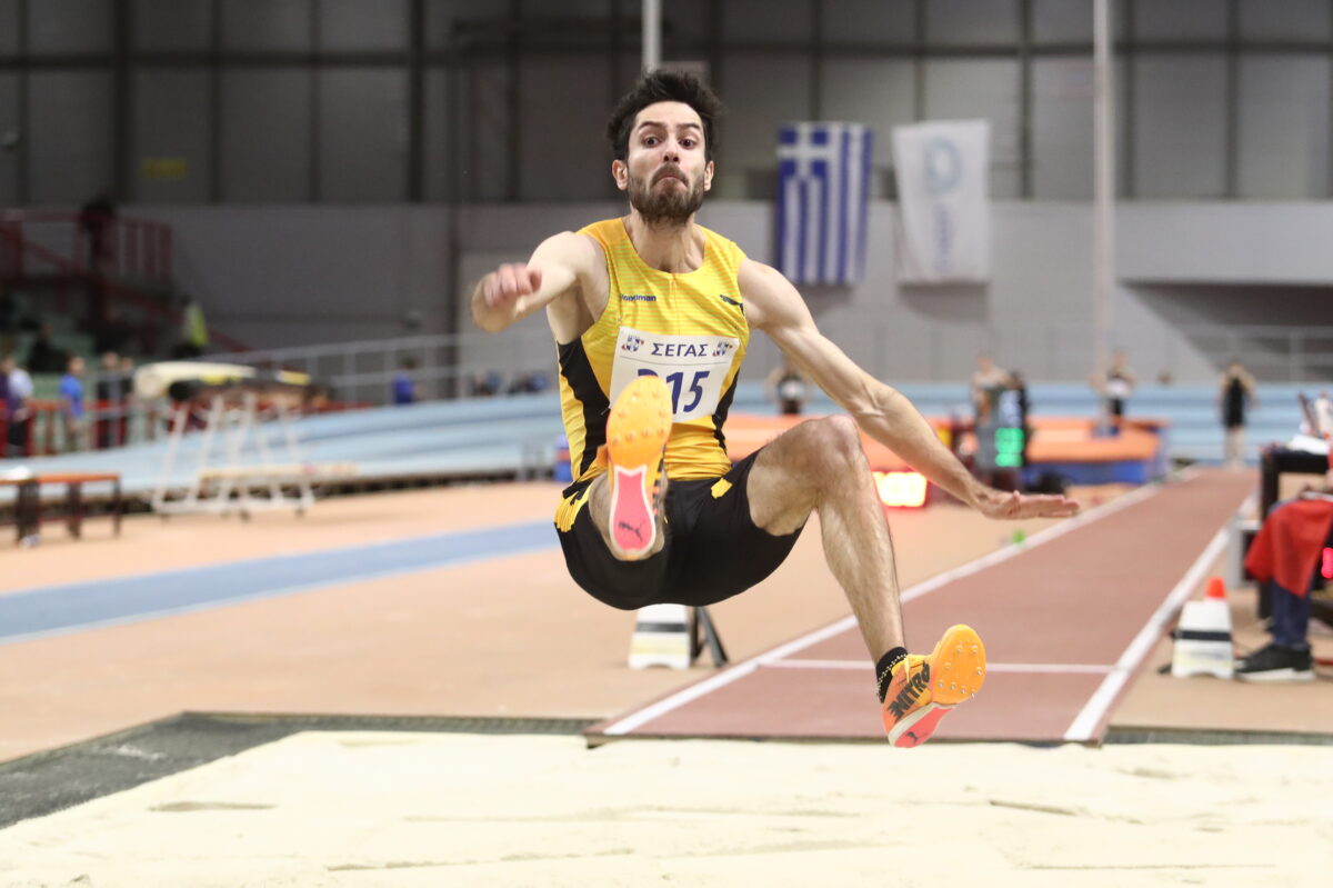 Ο Μίλτος Τεντόγλου