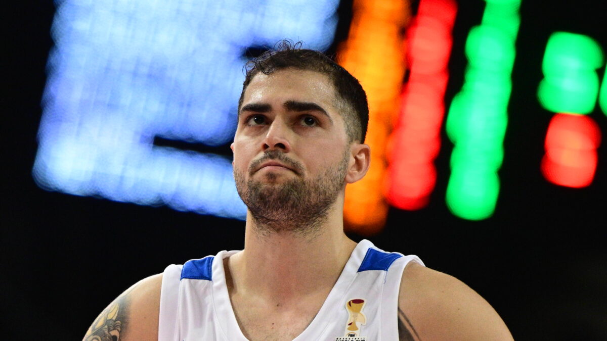 Ο Βασίλης Τολιόπουλος