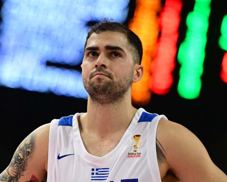 Ο Βασίλης Τολιόπουλος