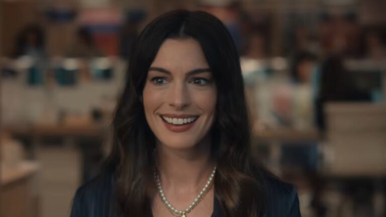 Η Αν Χάθαγουεϊ στο δεύτερο τρέιλερ της ταινίας