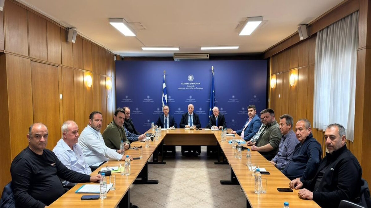 Κώστας Τσιάρας