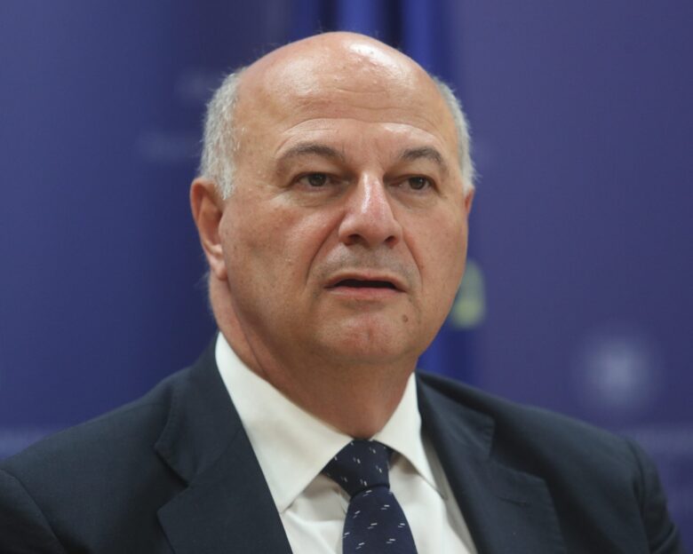 Ο Κώστας Τσιάρας