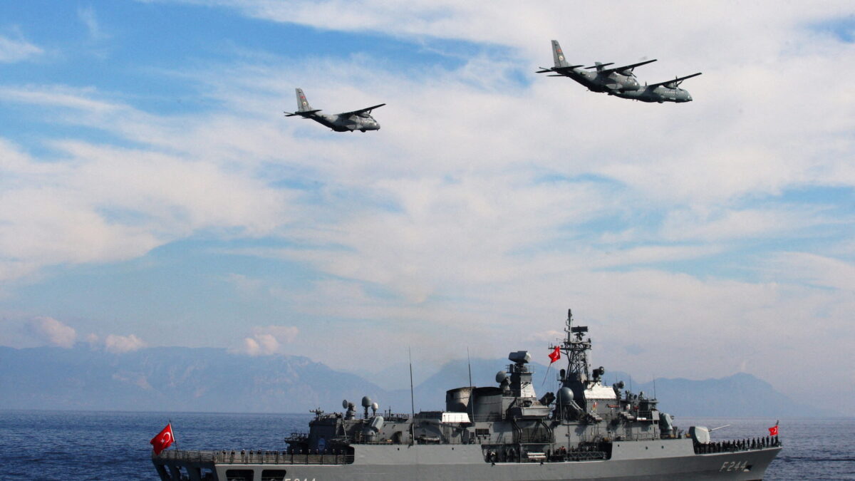 Turkish navy ships and air force planes take part in the Blue Homeland-Mavi Vatan 2025 military exercise in the Aegean, off the shores of Turkey's coastal town of Marmaris January 9, 2025. REUTERS