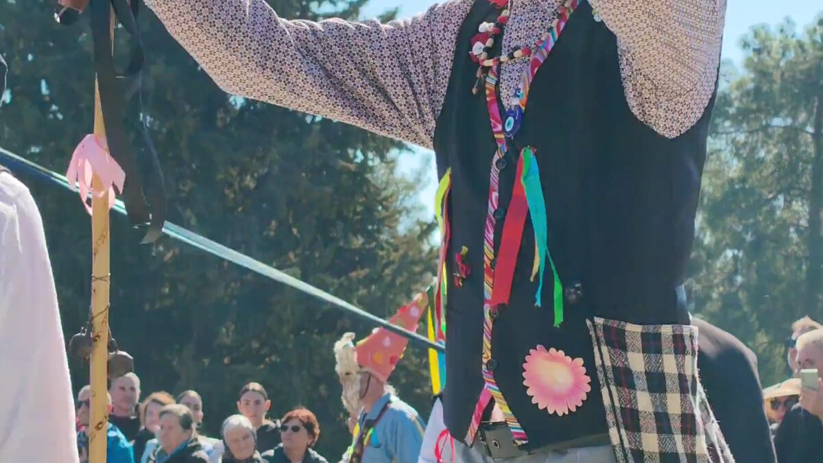 Φαλλοί, πειράγματα και διονυσιακό κέφι στον Τύρναβο - Το «ακόλαστο» Μπουρανί ζωντάνεψε ξανά